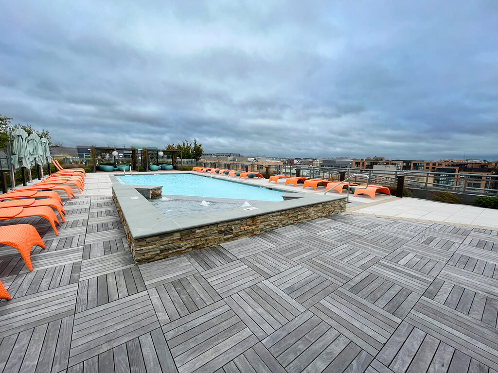 Lydian Apartments, pool deck amenity space and green roof